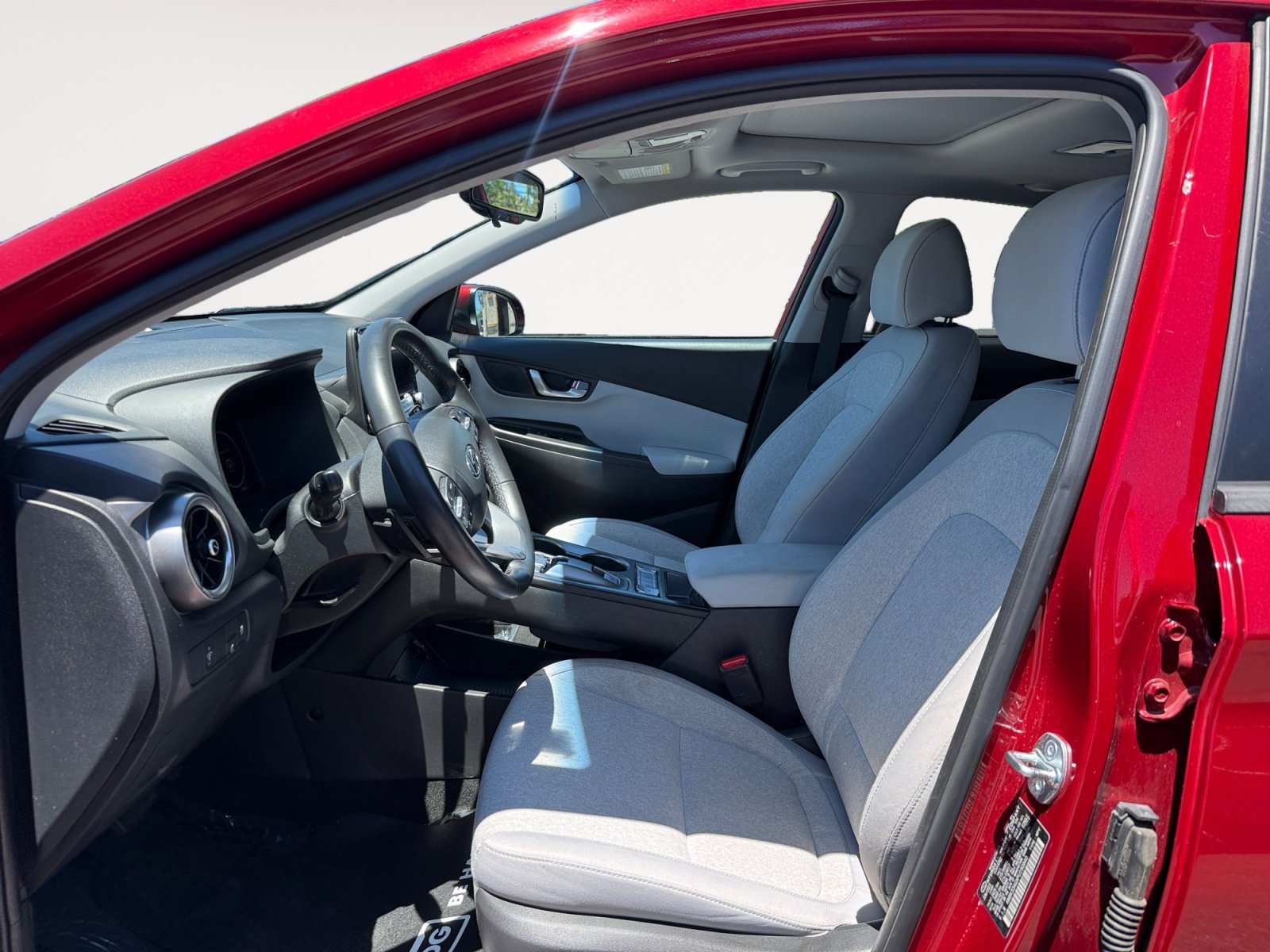 Used 2023 Red Hyundai SEL image 10