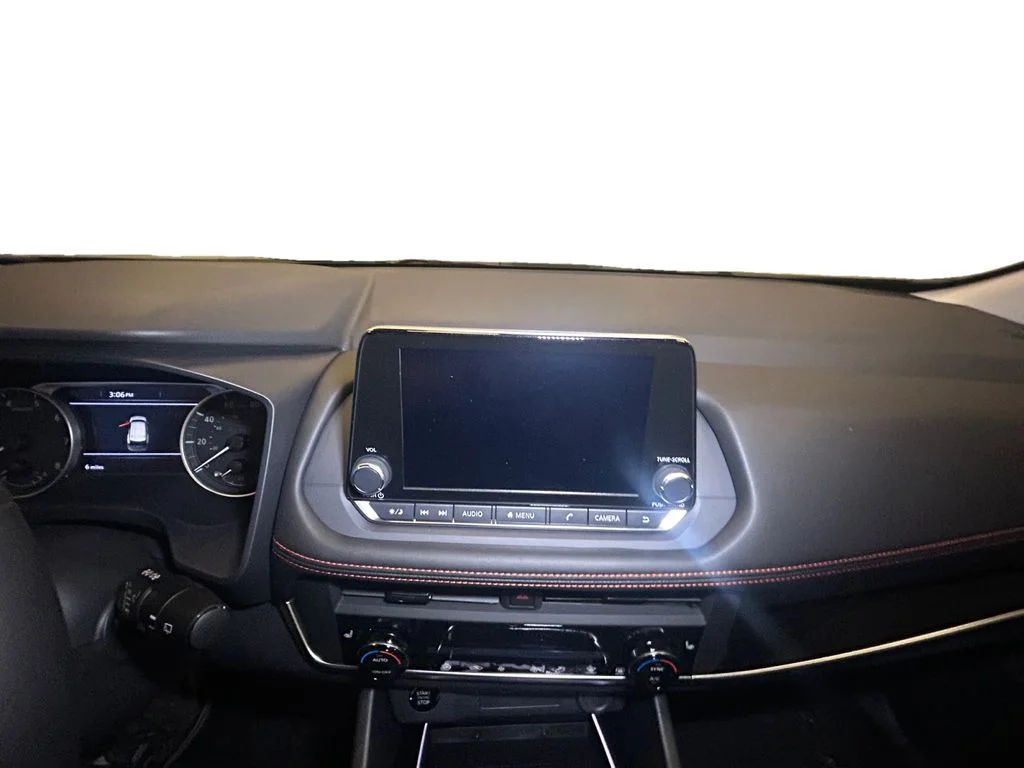 New 2026 Boulder Gray Pearl Nissan Rock Creek image 10