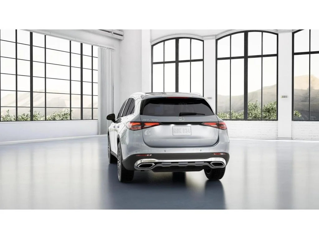 New 2027 Silver Mercedes-Benz GLC 300 image 26
