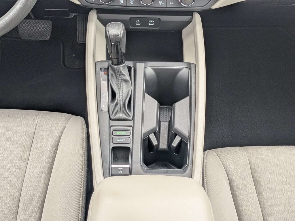 Used 2023  Honda EX image 17