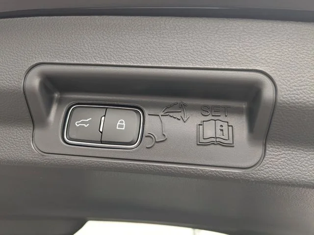 New 2026 Agate Black Metallic Ford Tremor® image 14