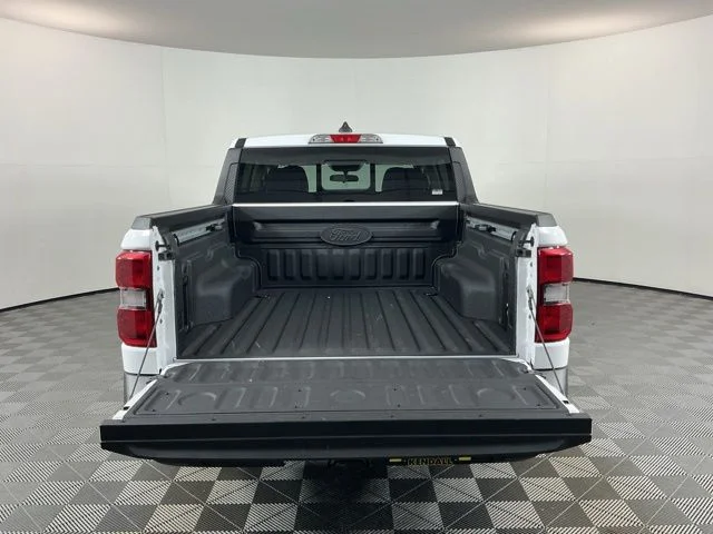 Used 2026 White Ford Lariat image 9