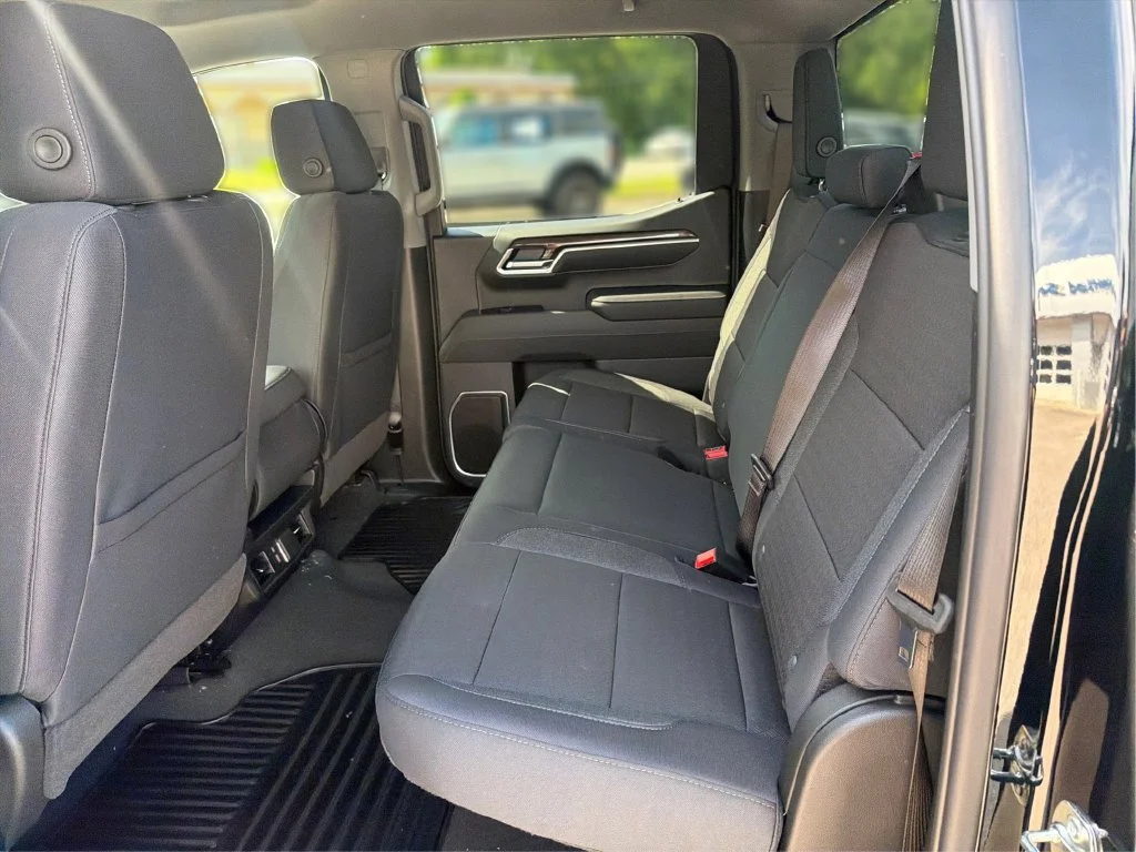 2026 Chevrolet Silverado 1500 LT - Photo 39