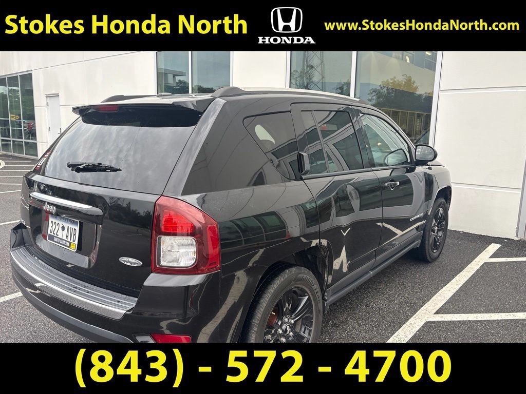 Used 2017 Black Jeep Latitude image 6