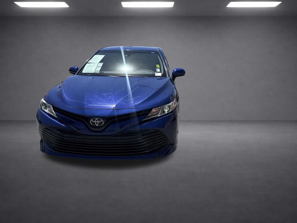 Used 2018 Blue Toyota LE image 5