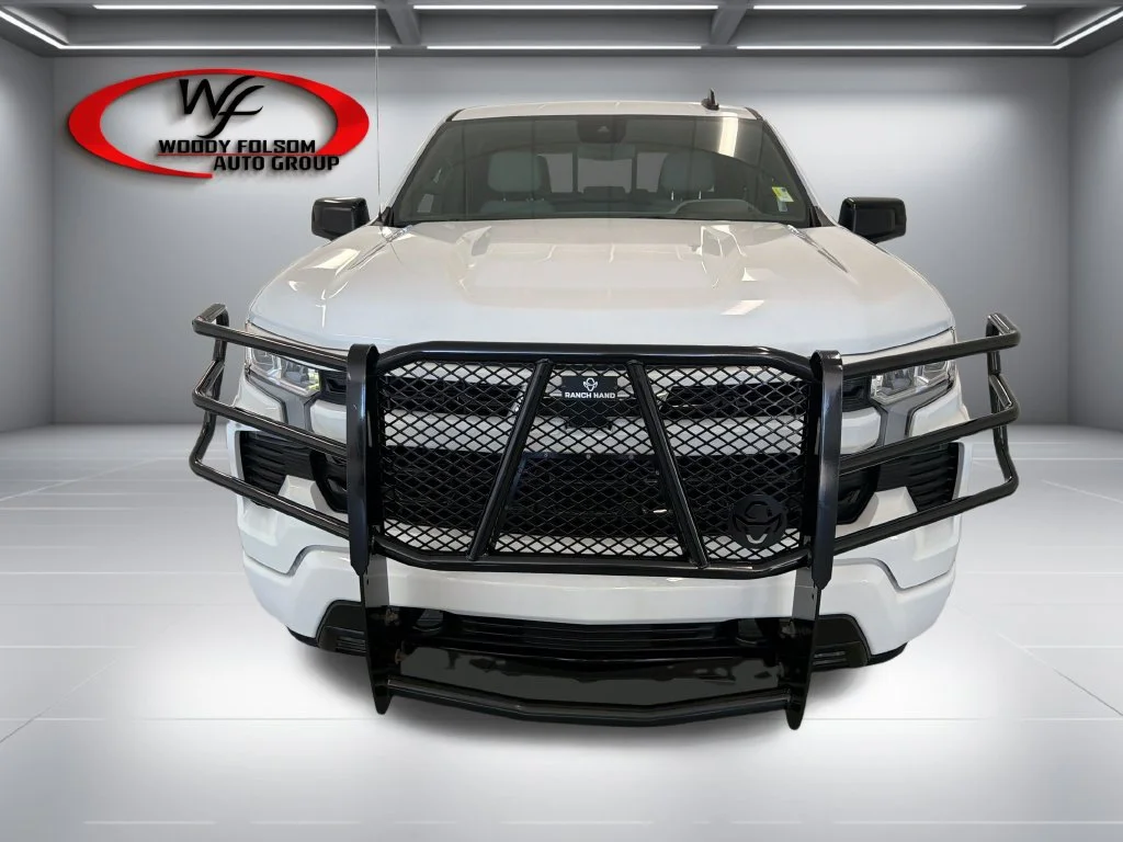 Used 2023 White Chevrolet RST image 2