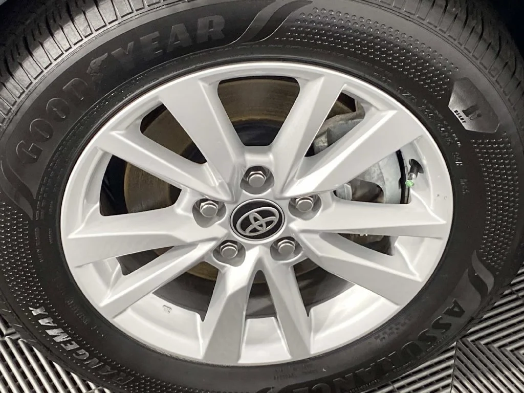 Used 2026 Underground Toyota LE image 29