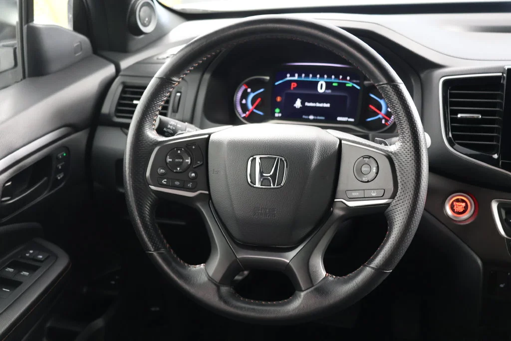 Used 2022 Platinum White Pearl Honda TrailSport image 10