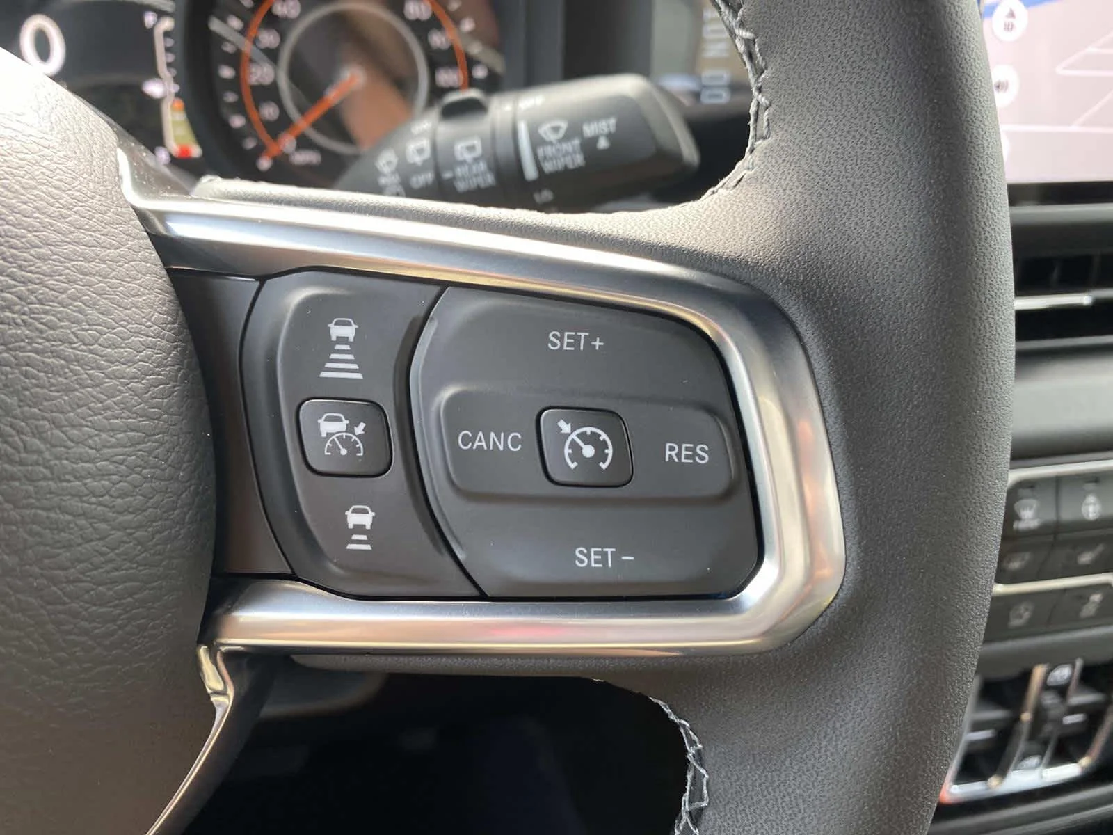 New 2026 Goldilocks Jeep Sahara image 18