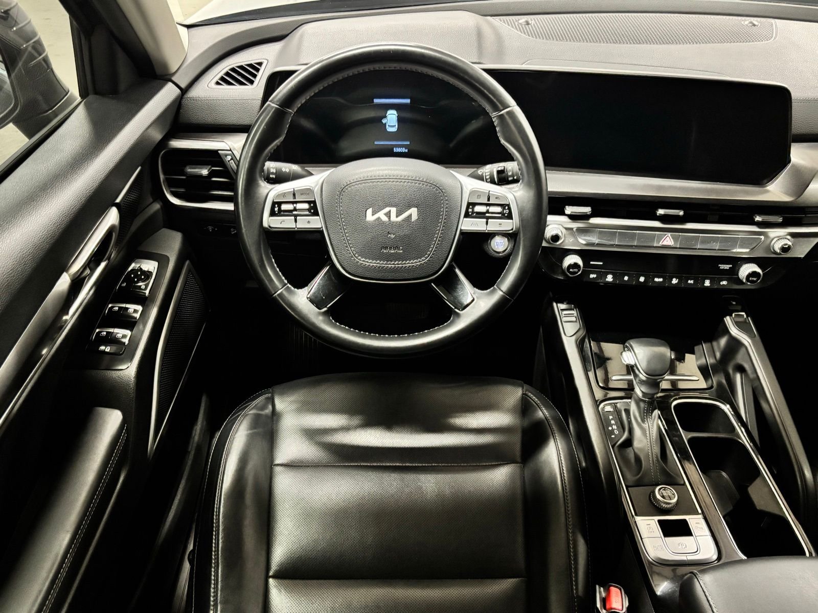 Used 2024 Gray Kia S image 11