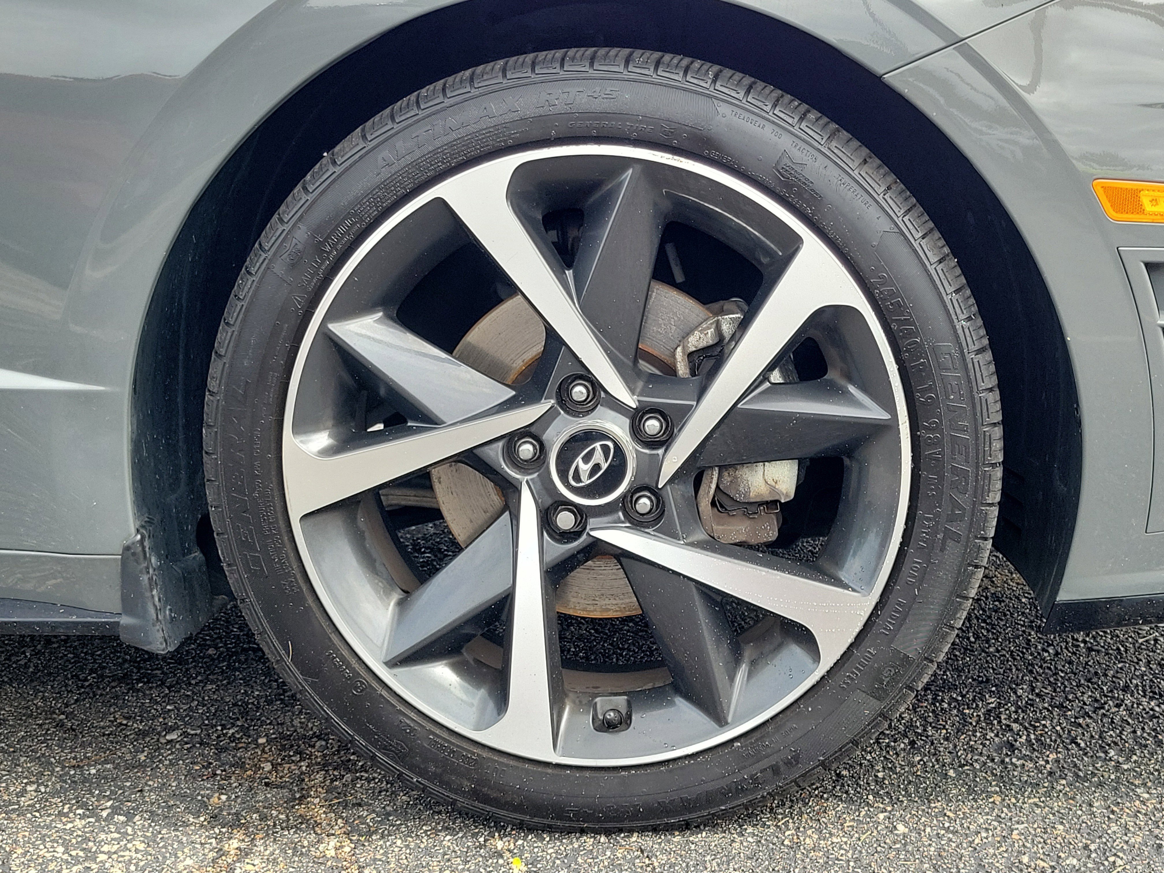 Used 2021 Hampton Gray Hyundai SEL Plus image 5