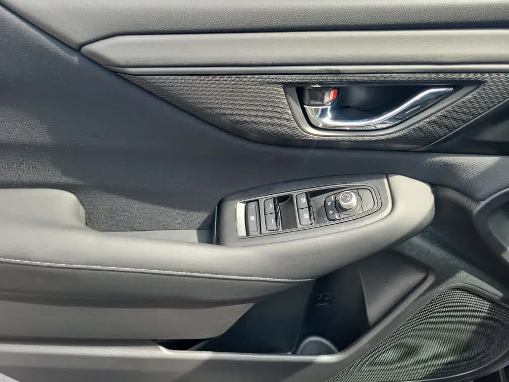 Used 2023 Ice Silver Metallic Subaru Premium image 24