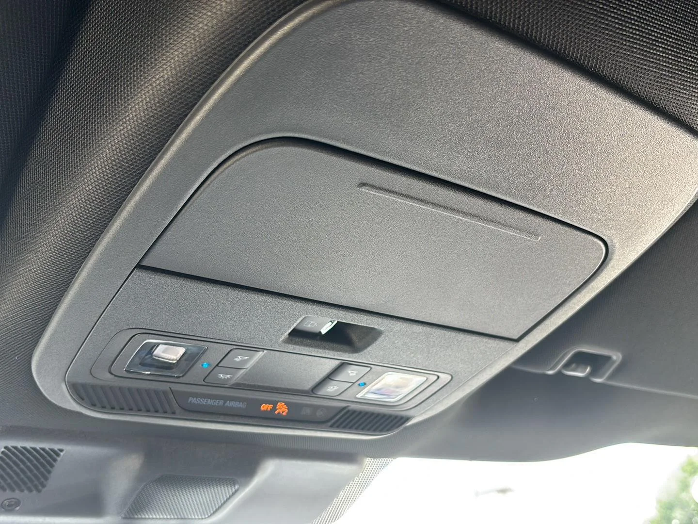 New 2026 Carbonized Gray Metallic Ford XLT image 21