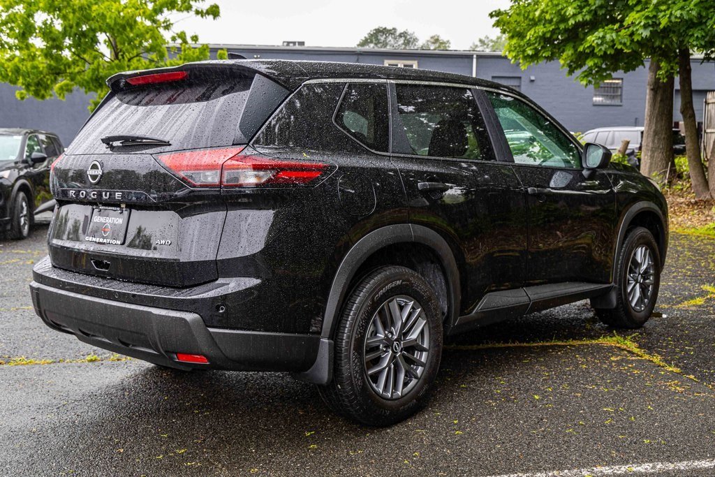 2024 Nissan Rogue S photo 4