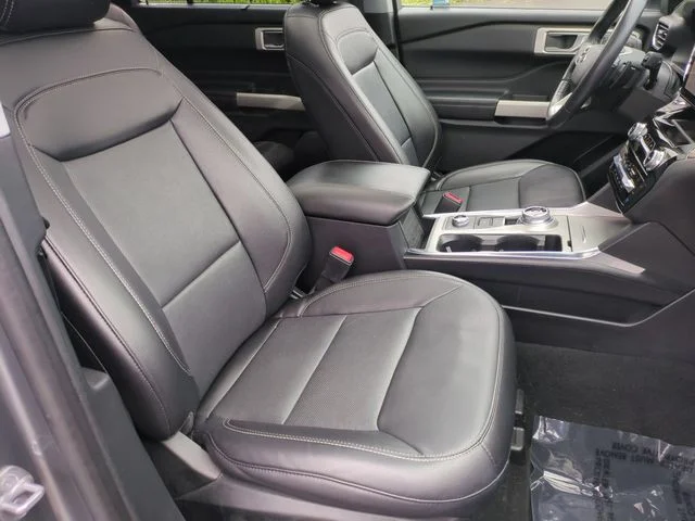 Used 2021 Gray Ford Limited image 36