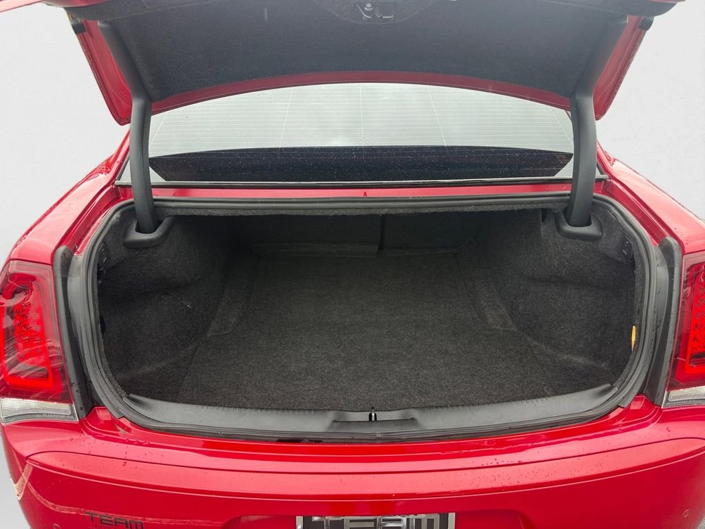 Certified Used 2018 Red Chrysler S image 13
