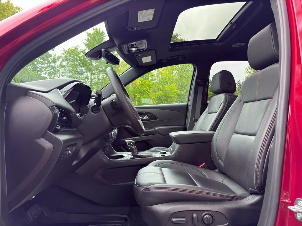 Used 2023 Red Chevrolet RS image 2
