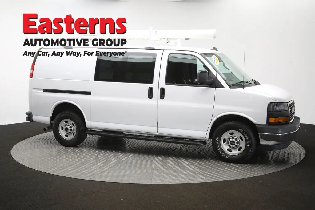 Used 2019 White GMC Work Van image 41