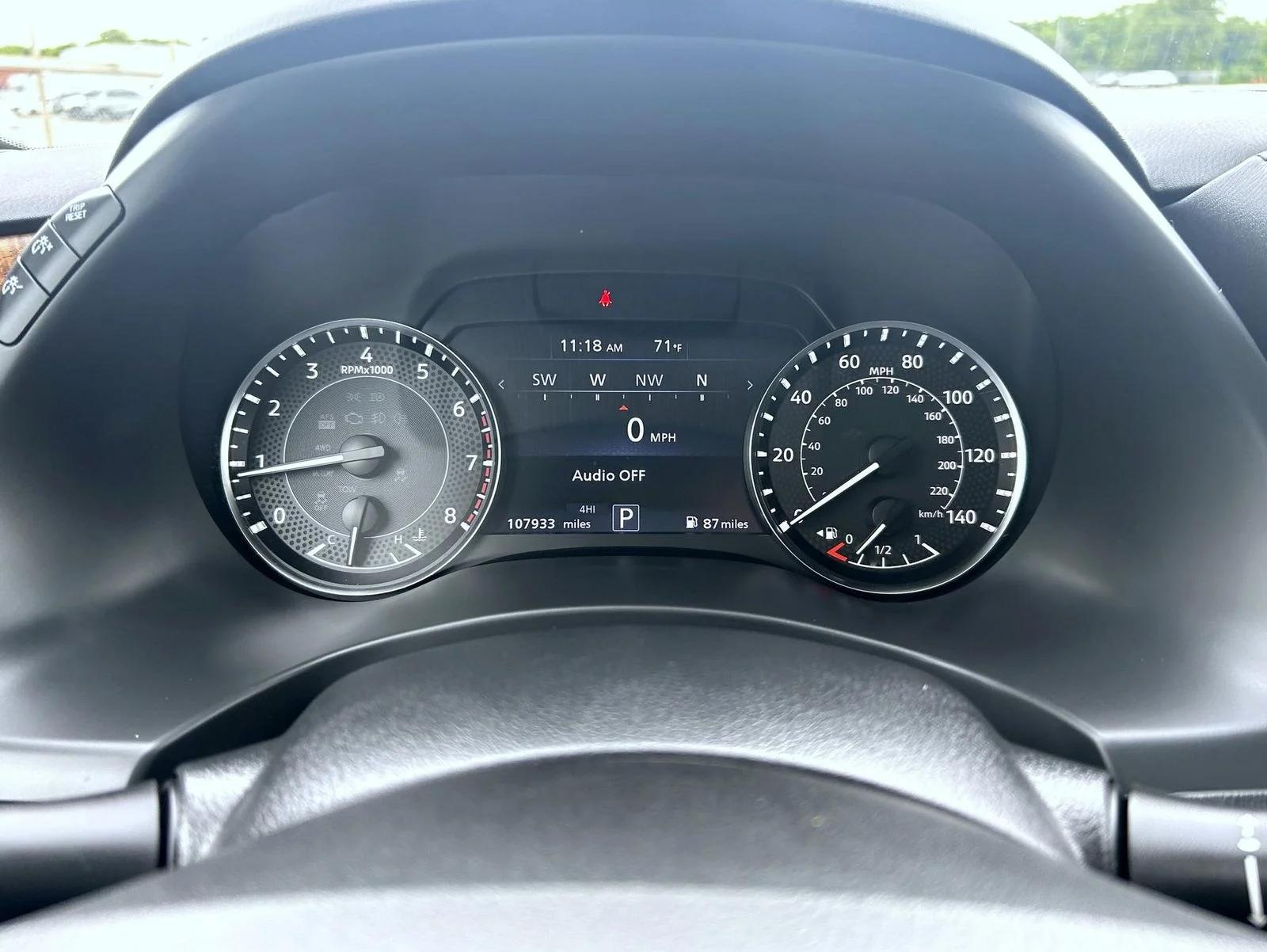 Used 2021 Brown Nissan SL image 14