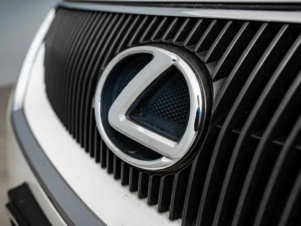Used 2011 Starfire Pearl Lexus 350 image 3