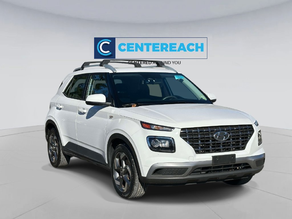 Certified Used 2024 Lunar White Hyundai SEL image 4