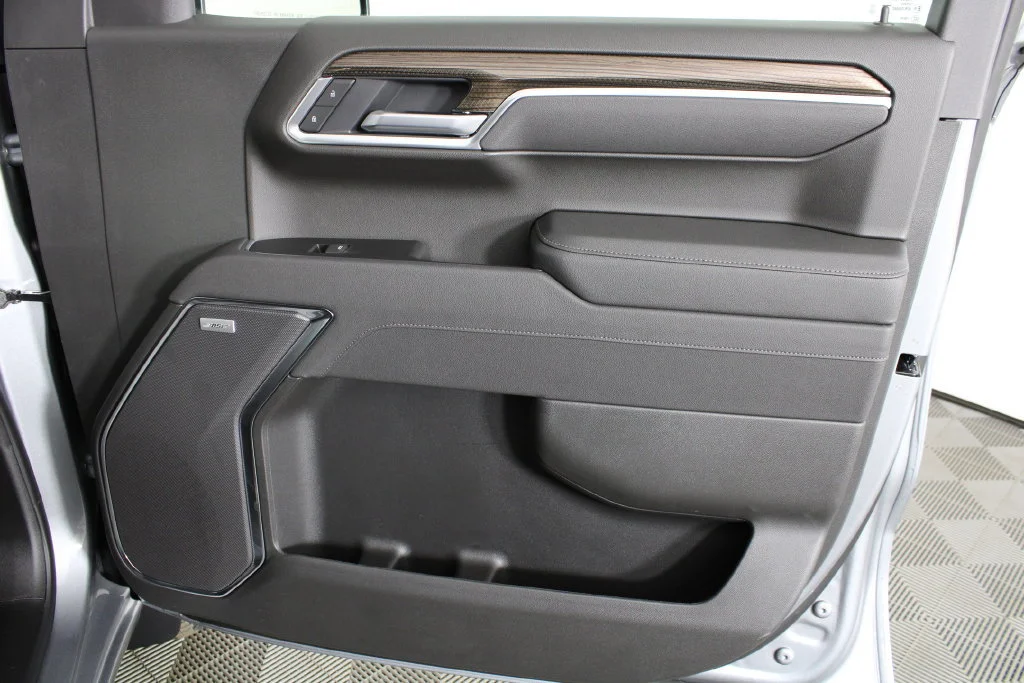 New 2026 Sterling Gray Metallic Chevrolet LT Trail Boss image 8