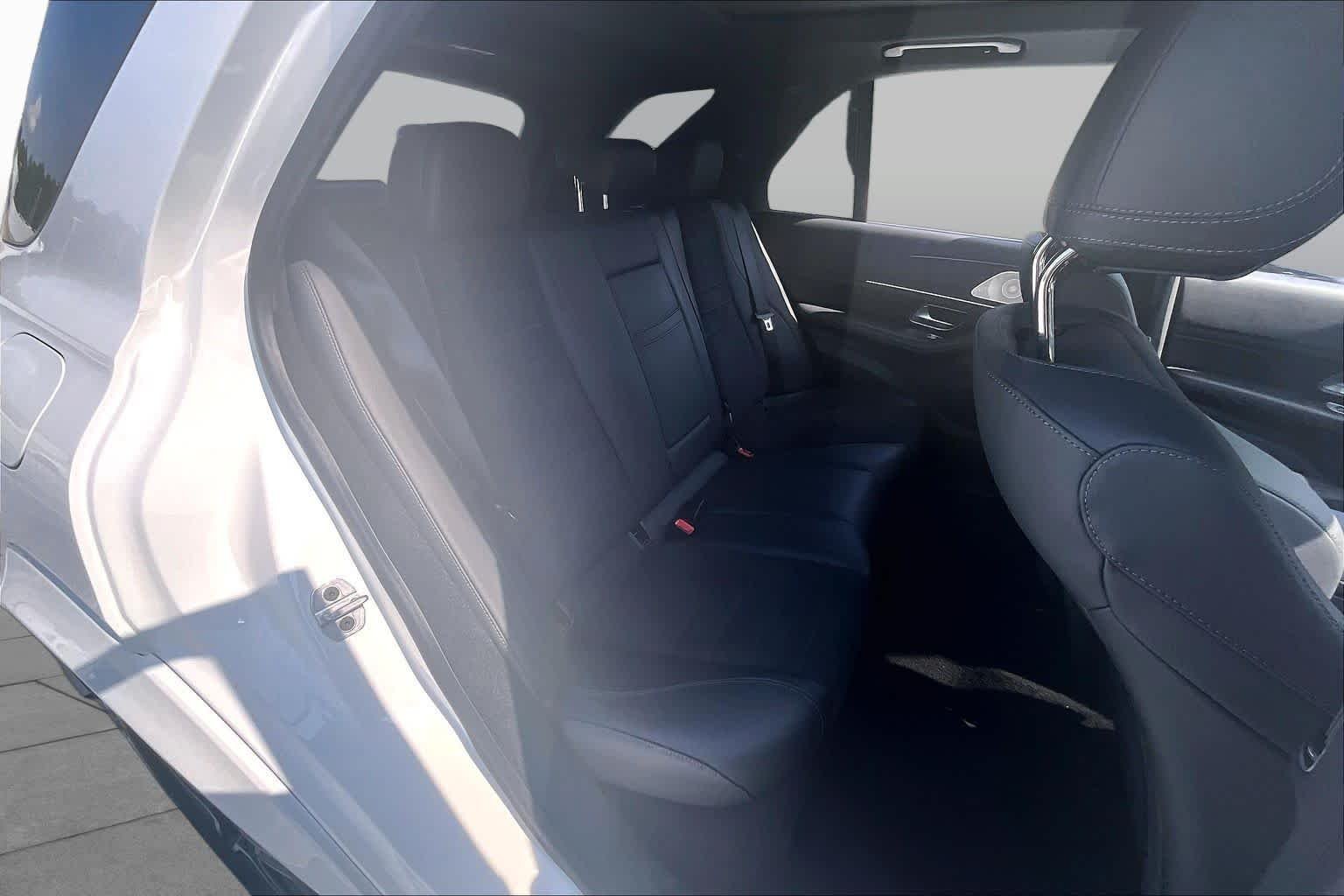 Used 2023 Polar White Mercedes-Benz GLE 450 image 20