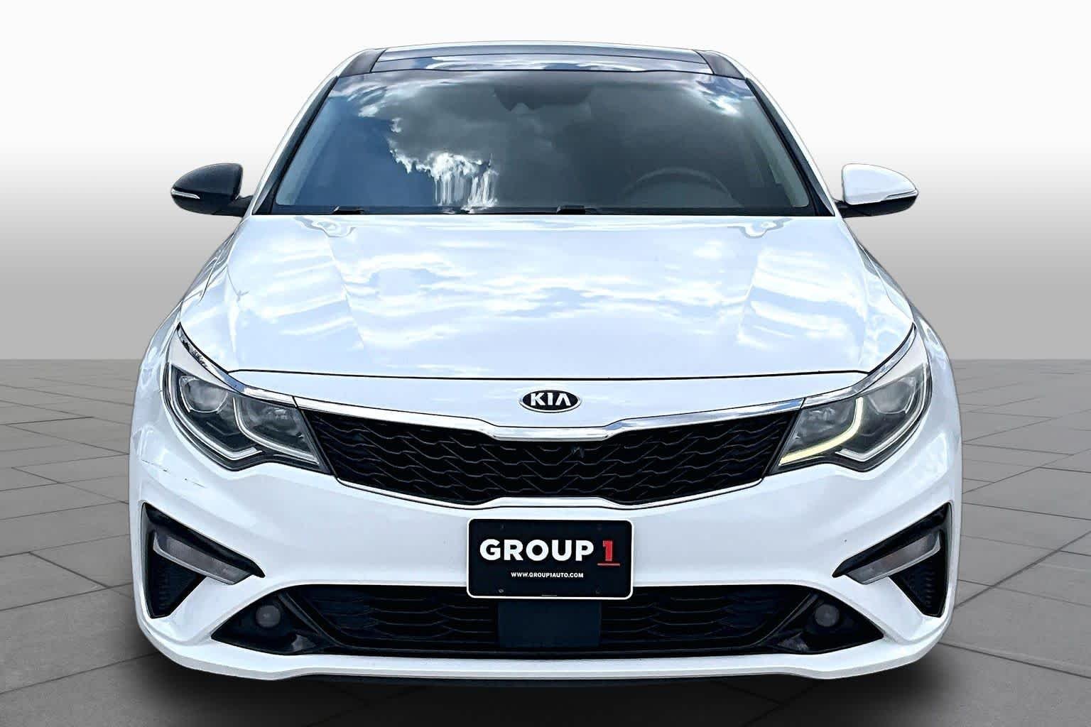 Used 2019 Snow White Pearl Kia EX image 4