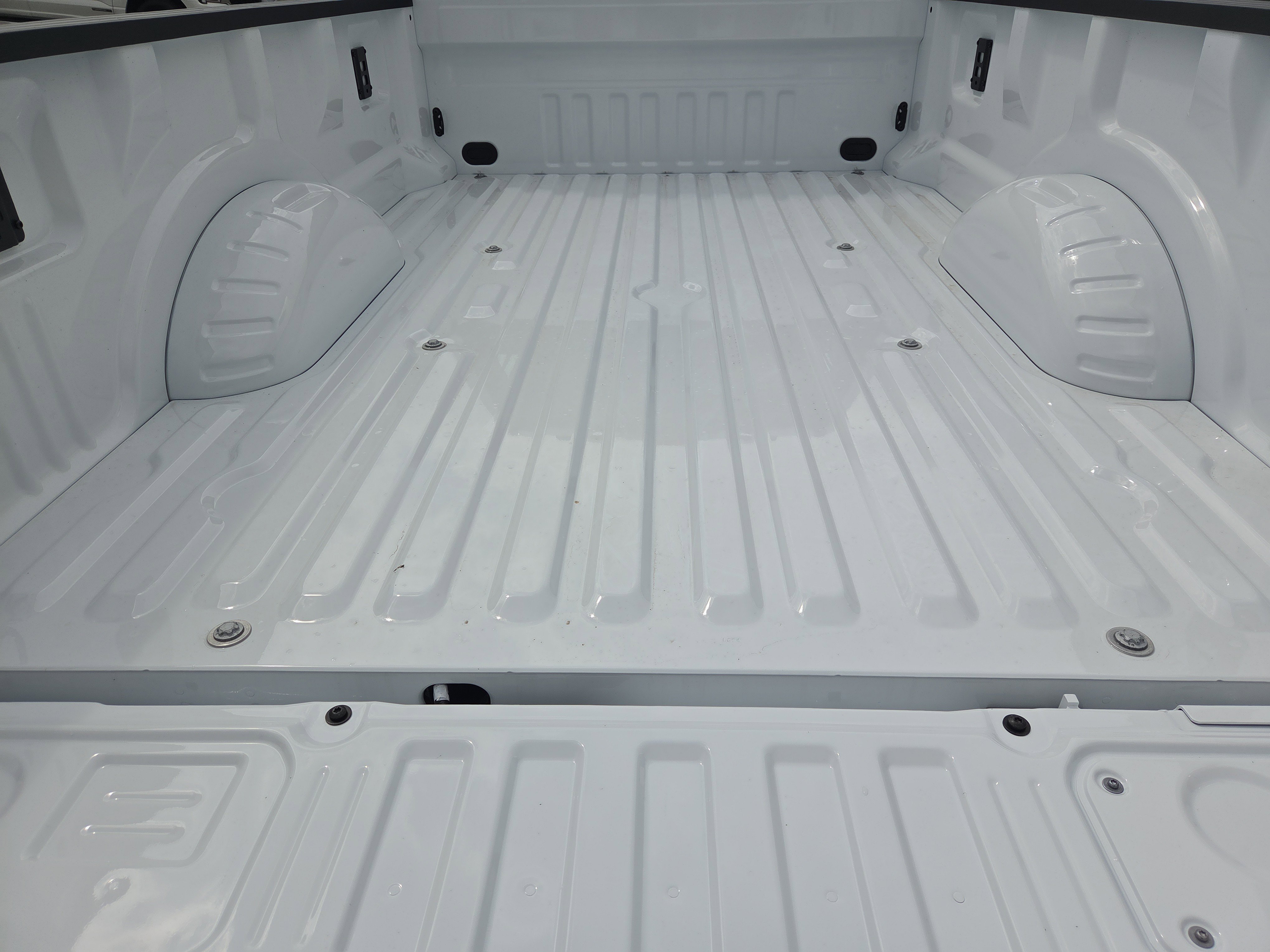 New 2026 Oxford White Ford F-250® XL image 20
