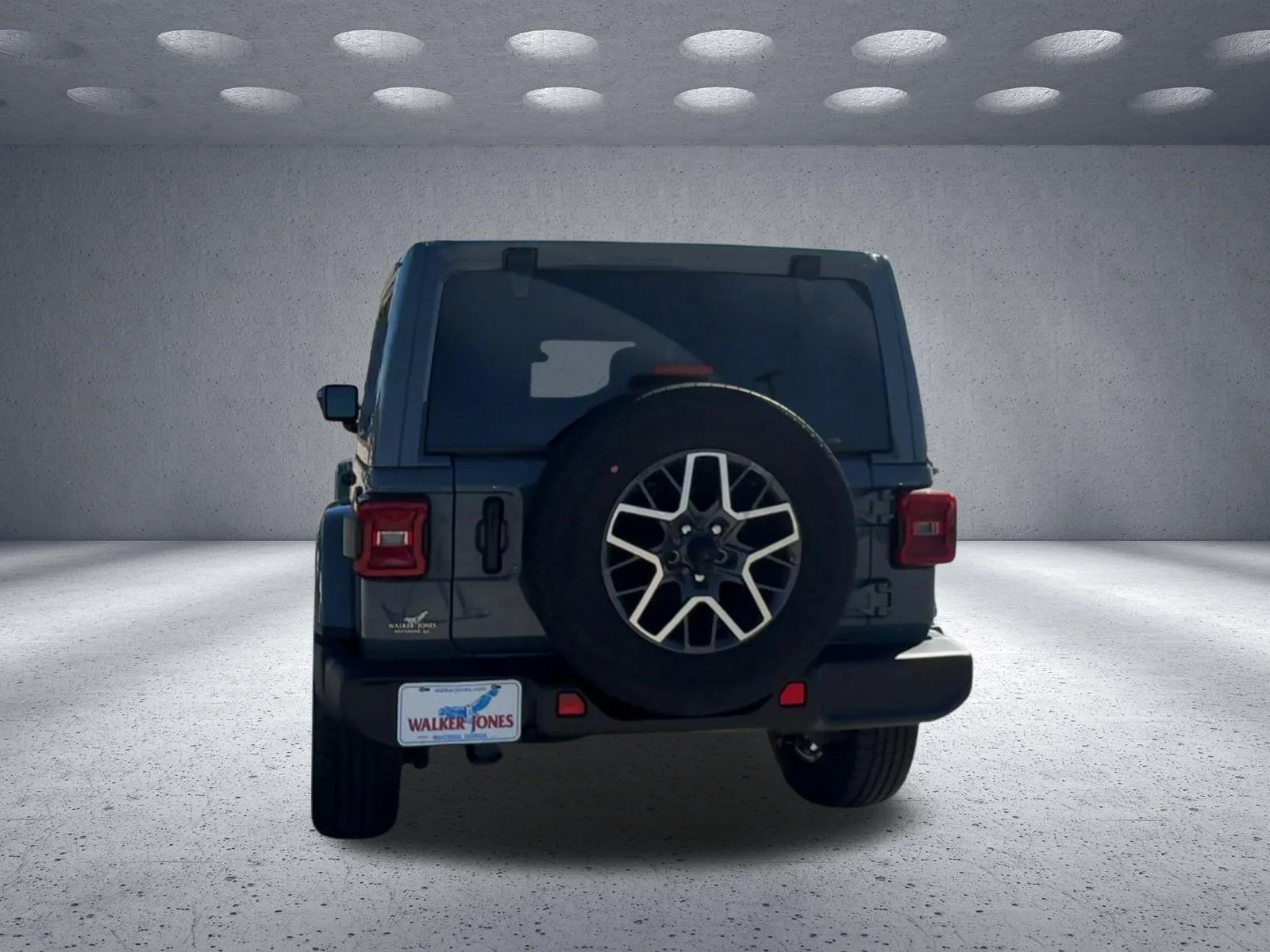 Used 2024 Anvil Clear Coat Jeep Sahara image 4