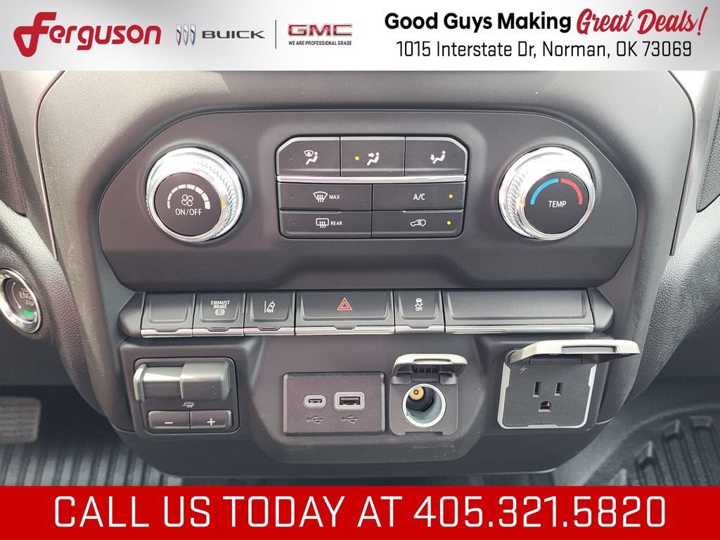 2026 GMC Sierra 3500 Chassis Cab Pro - Photo 32