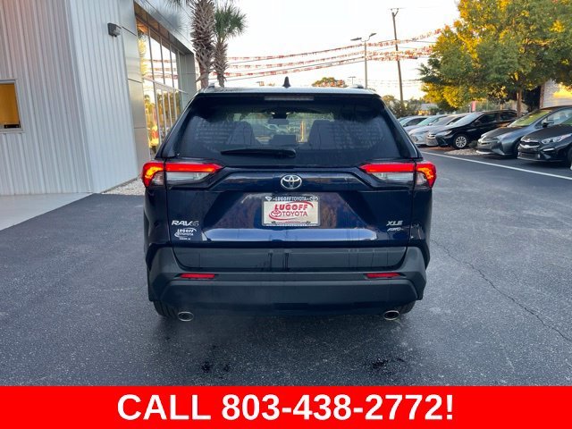 Used 2024  Toyota XLE Premium image 35