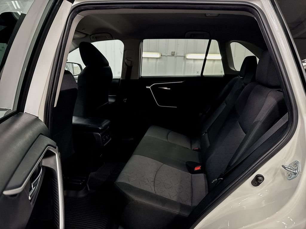 Used 2025 White Toyota XLE image 20