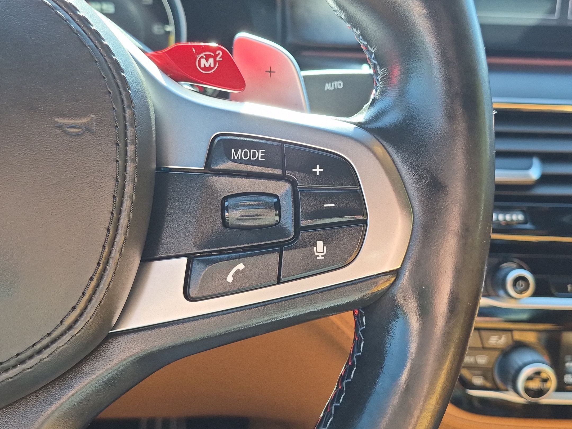 Used 2019 Black Sapphire Metallic BMW Competition image 17