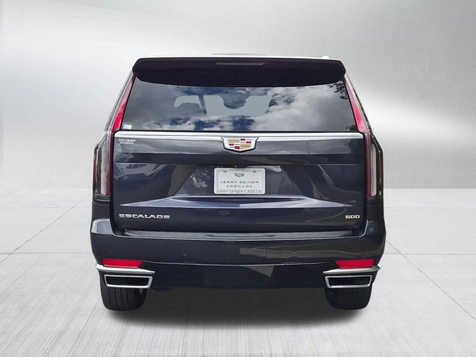 Used 2022 Galactic Gray Metallic Cadillac Premium Luxury image 5