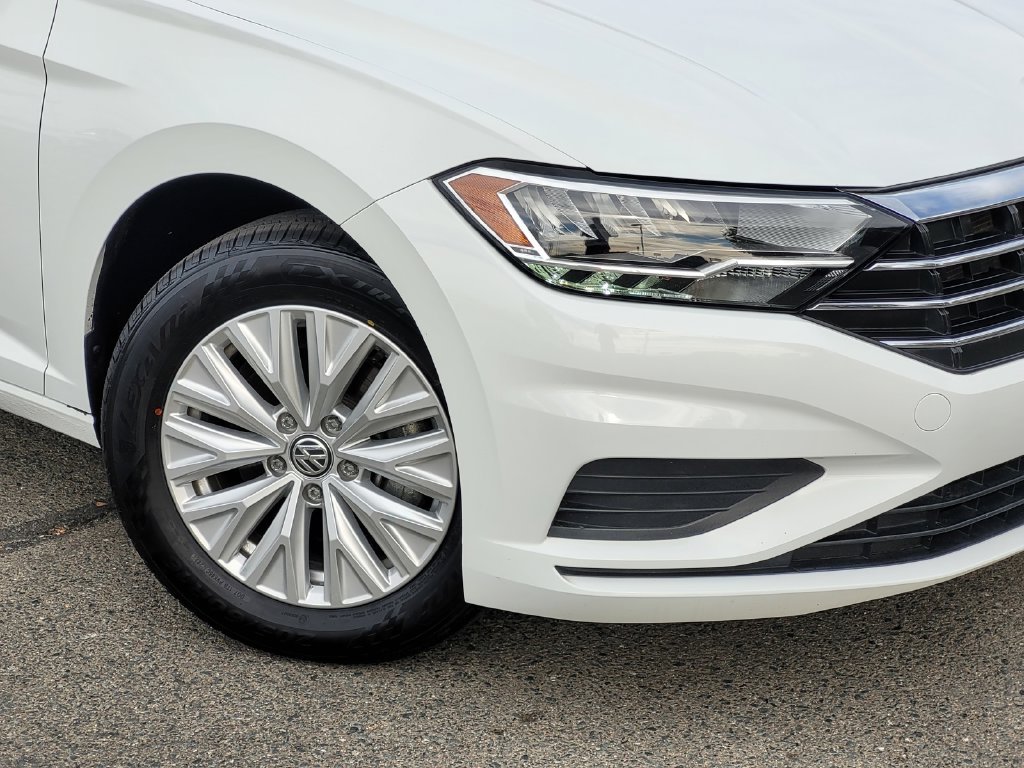 Certified Used 2020 Pure White Volkswagen 1.4T S image 11