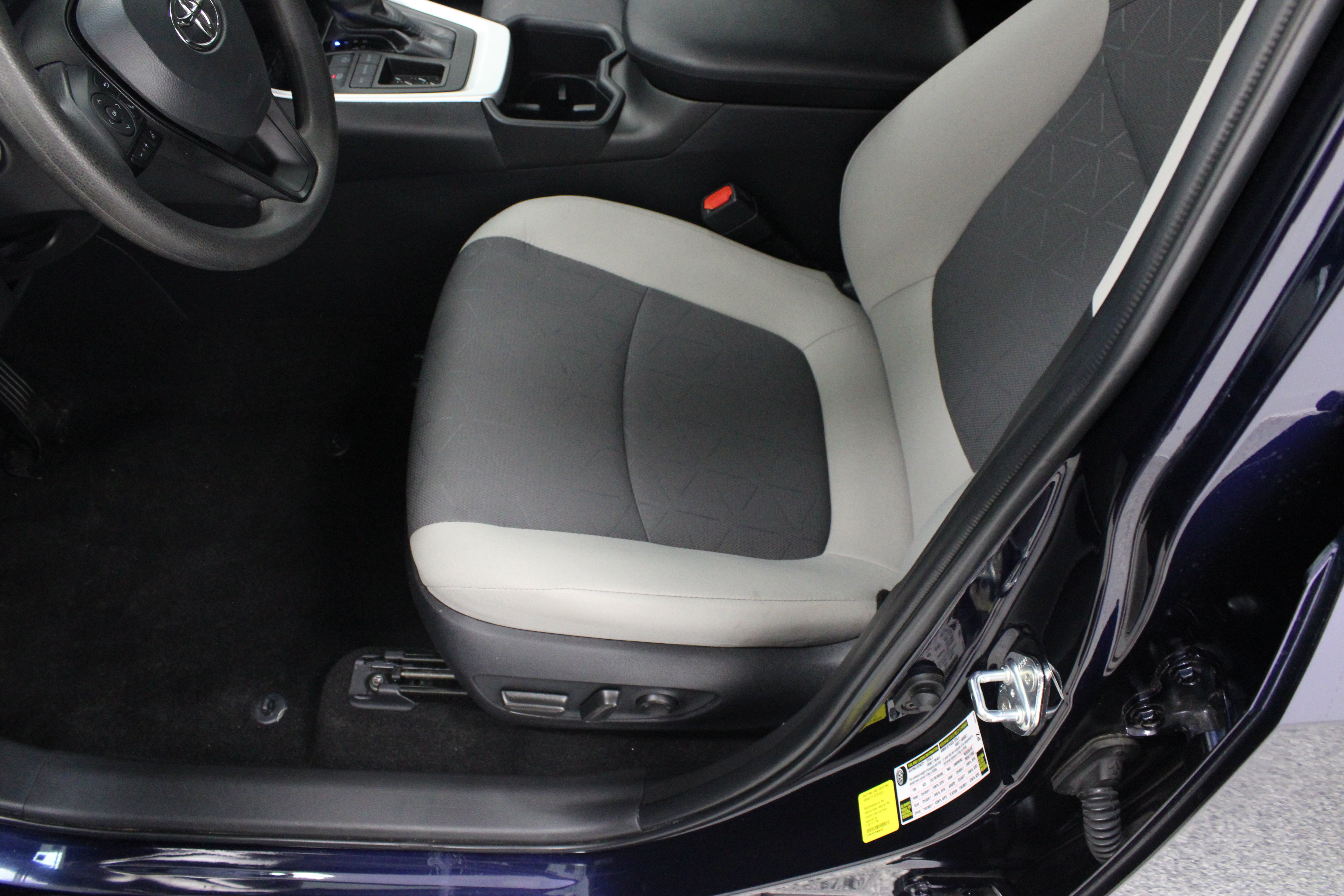Used 2025 Blueprint Toyota XLE 2.5L image 15