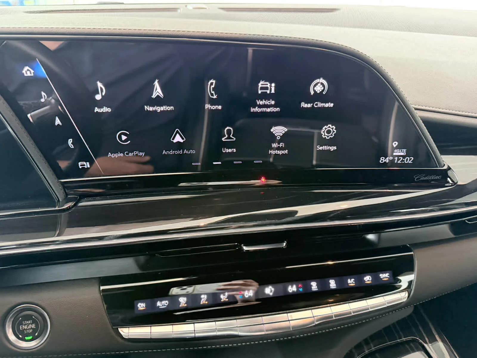 Certified Used 2024 Crystal White Tricoat Cadillac Sport image 18