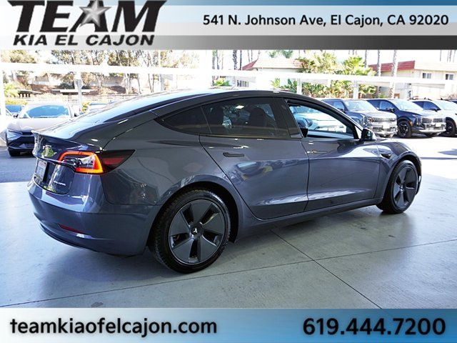 Used 2023  Tesla Long Range image 9