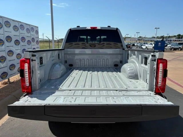 New 2026 Avalanche Ford XLT image 6