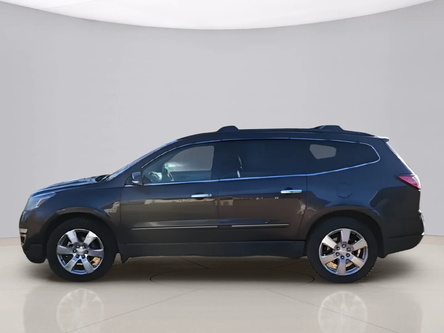 Used 2016 Gray Chevrolet LTZ image 4