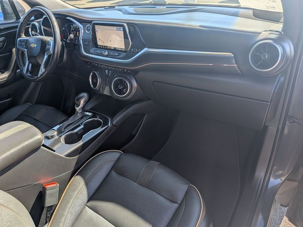 Used 2022 Iron Gray Metallic Chevrolet Premier image 24