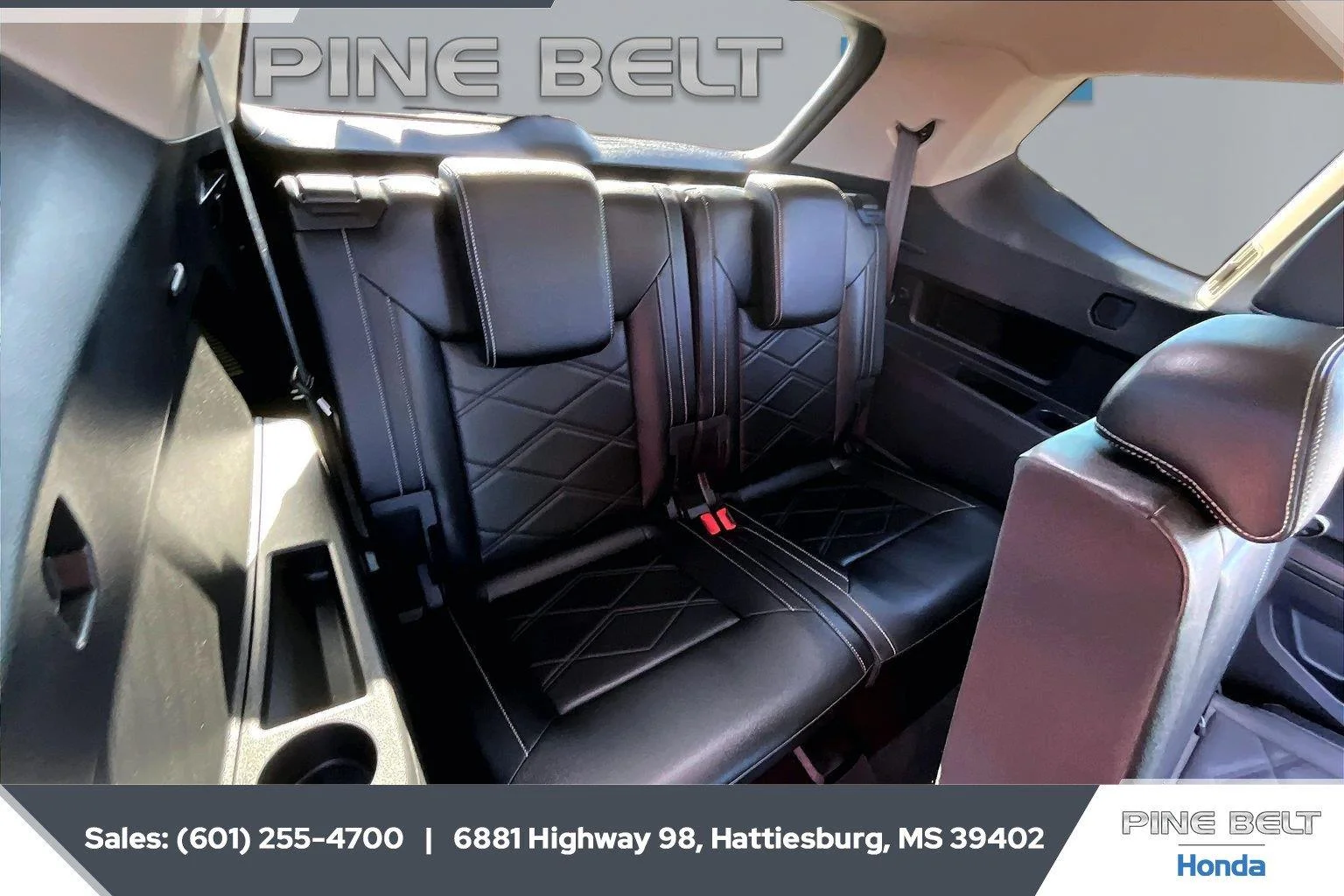 Used 2024 Pure White Volkswagen 2.0T SE w/Technology image 21
