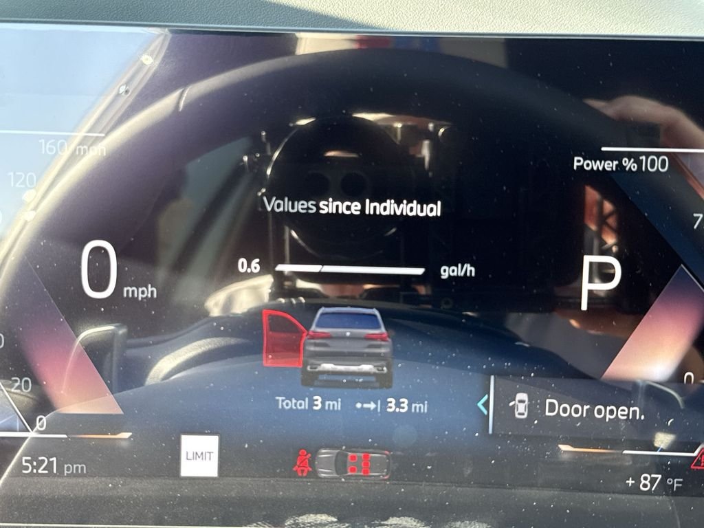 New 2026 Gray Metallic BMW xDrive40i image 15