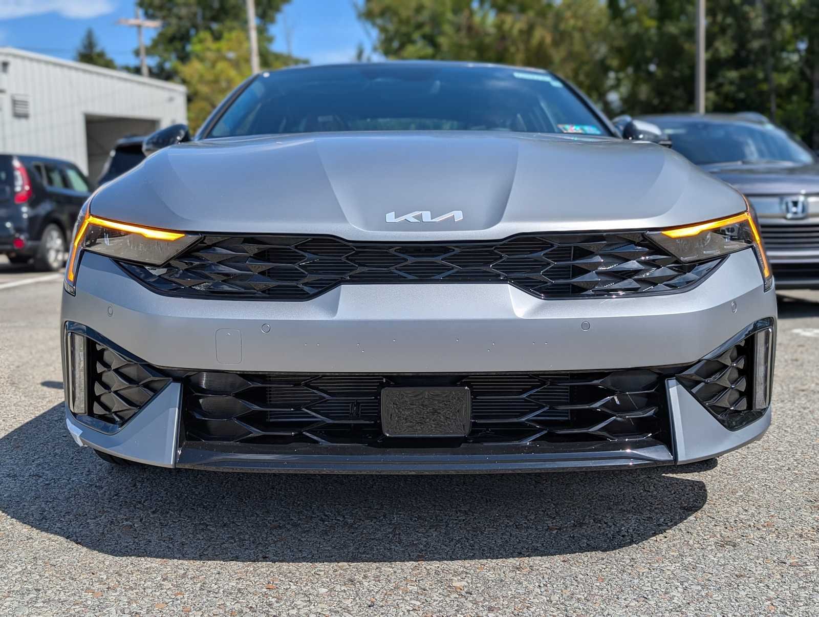 New 2026 Steel Matte Gray Kia GT-Line image 2