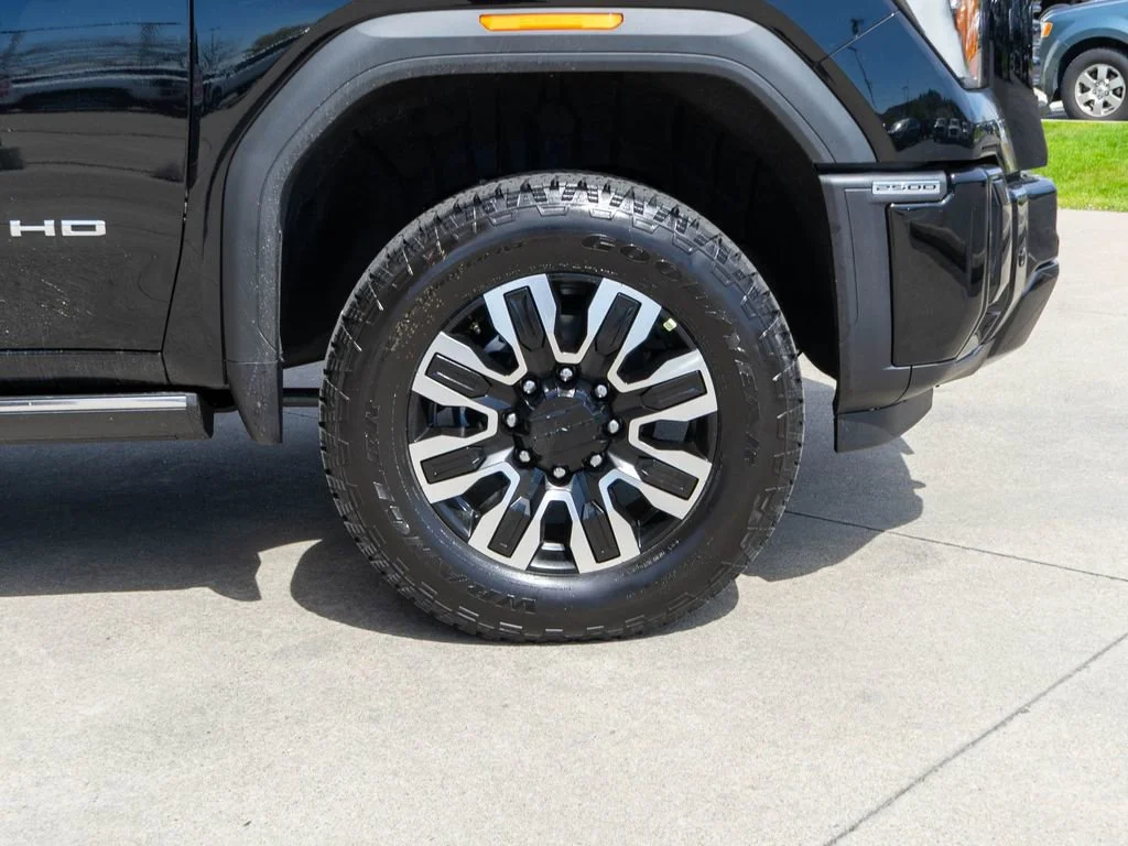 2026 GMC Sierra 2500HD Denali Ultimate - Photo 36