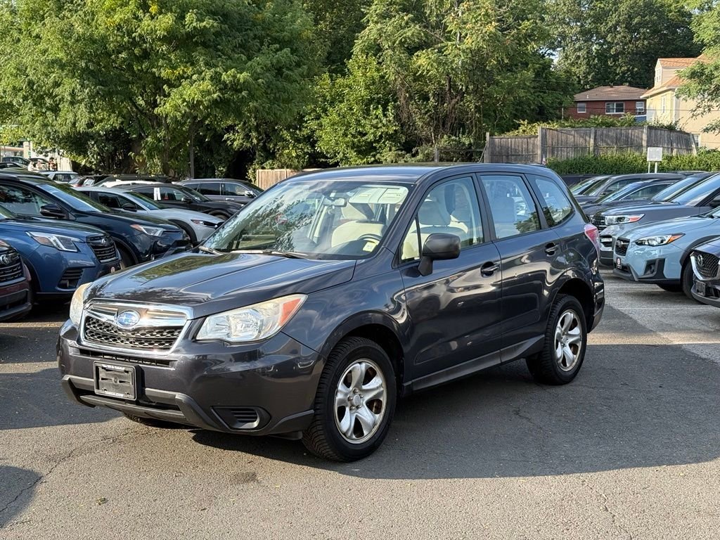 Used 2014 Gray Subaru 2.5i image 1