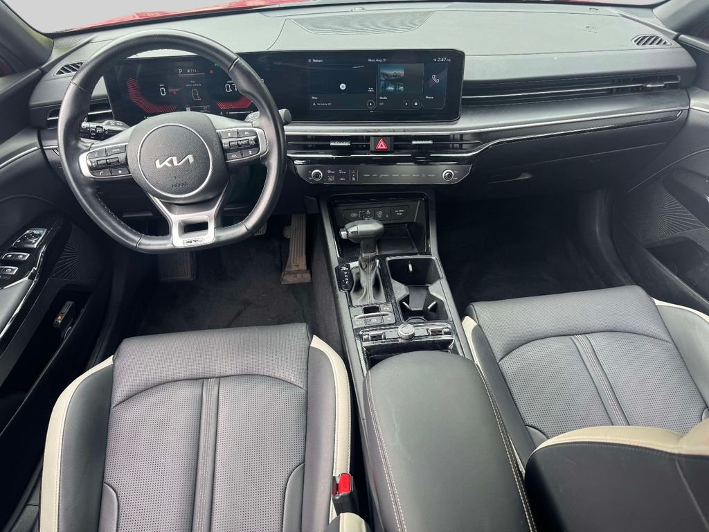 Used 2025 Red Kia GT-Line image 12