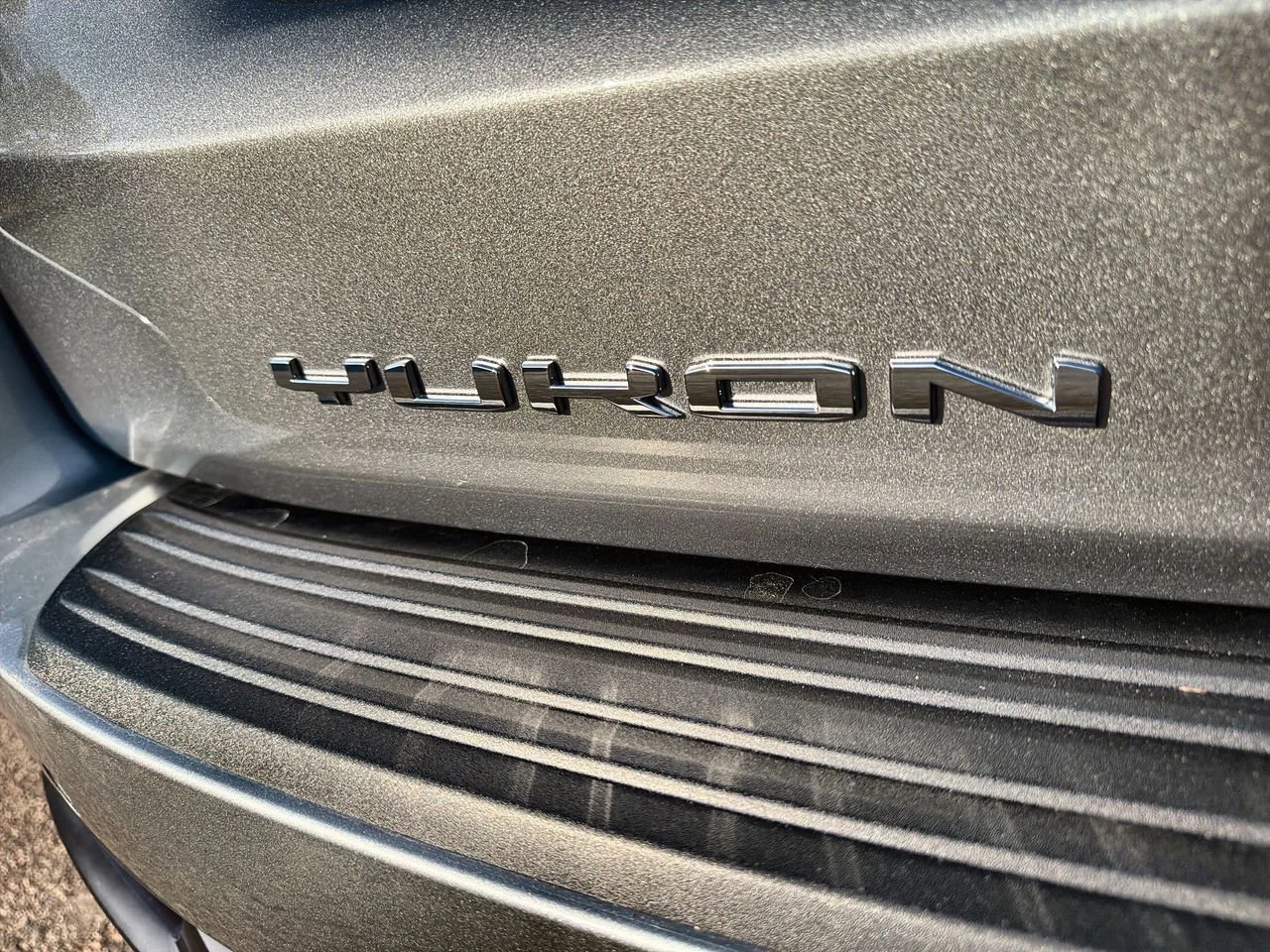 New 2026 Sterling Metallic GMC AT4 Ultimate image 27