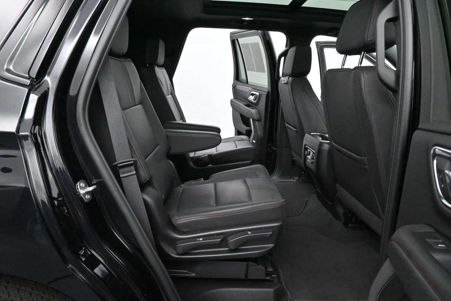Used 2024 Black Chevrolet RST image 37